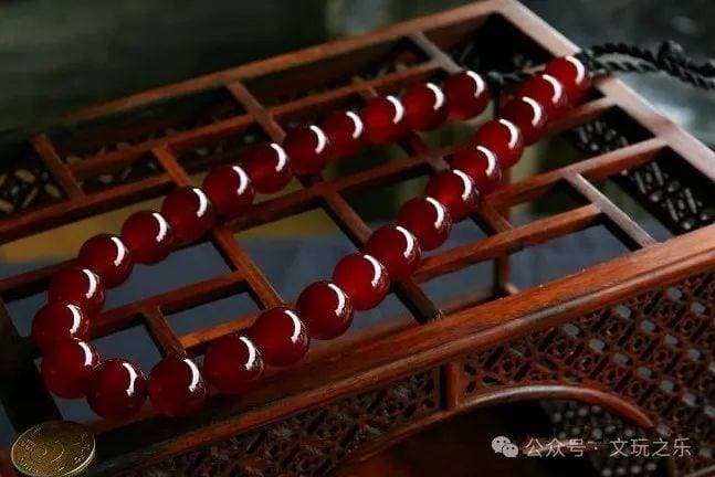 佛珠颗数背后的深意：从1080颗到14颗的佛教智慧