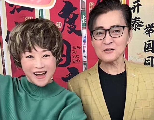 港星顾冠忠夫妇定居中山：从荧幕到直播间的演艺新篇