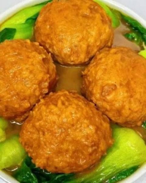 四喜丸子：中华美食中的团圆与吉祥