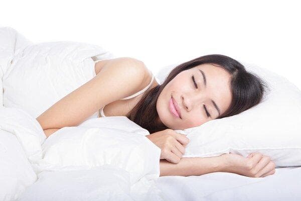 快速眼动睡眠：身体恢复、记忆巩固与创造力的黄金时段