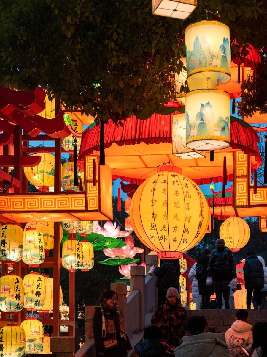 正月十三：灯头生日与杨公忌日的民俗文化