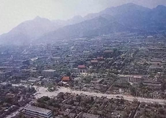 三四十年前的山东泰安，这些地方你还记得吗？