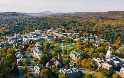 近五年录取率暴跌的10所美国大学！NYU、东北大学纷纷上榜！