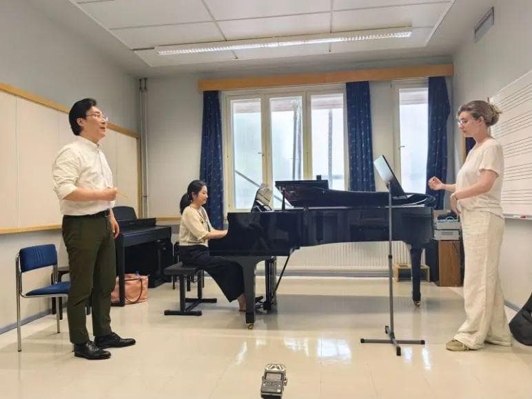“唱响在北欧盛夏中的上海之歌”上海音乐学院萨翁林纳音乐节活动圆满收官