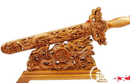 民间传说：历史上桃木剑真的能够辟邪吗？