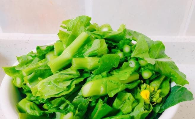 清炒苔菜大全：15种美味做法让你爱上这道健康家常菜