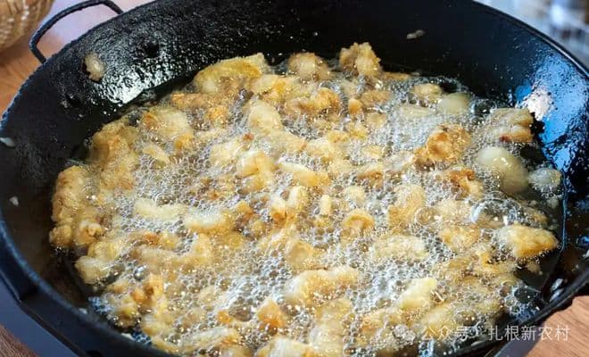 90后、00后重拾猪油：传统食材的现代复兴