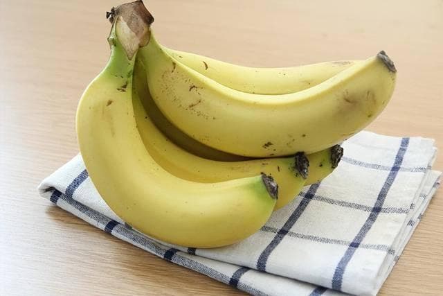 冰箱不一定就是保鲜“神器”，这7种食物建议你慎放在冰箱里！