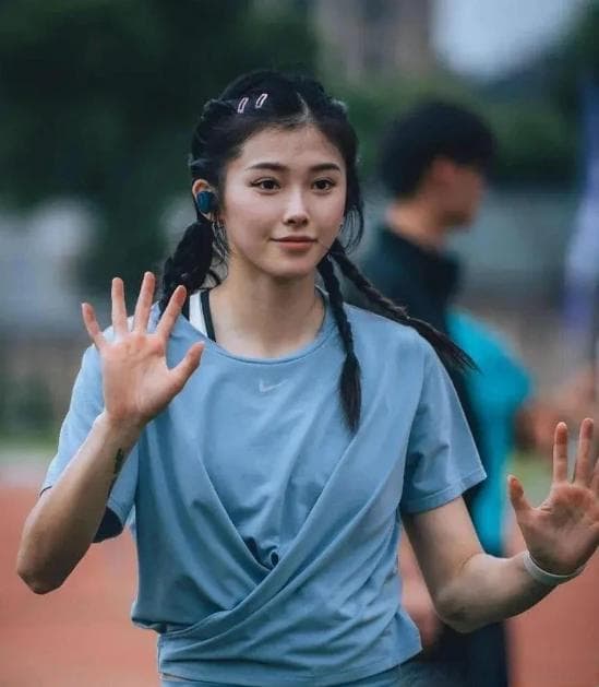 吴艳妮：从舞蹈女孩到田径冠军，用实力回应争议