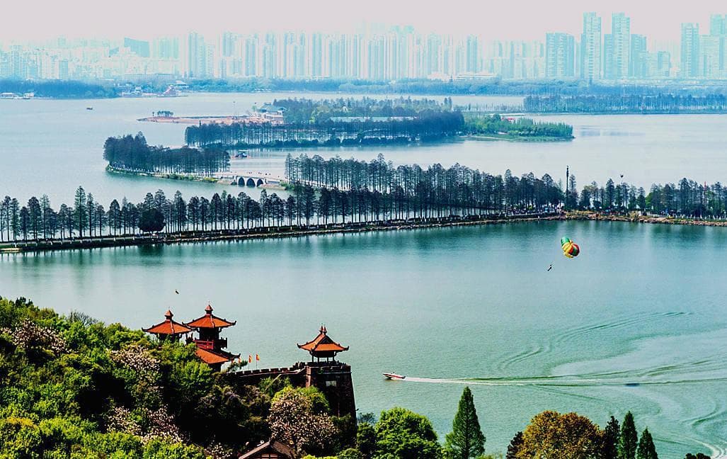武汉十大湖泊：从东湖到杨春湖，领略“百湖之市”的独特魅力