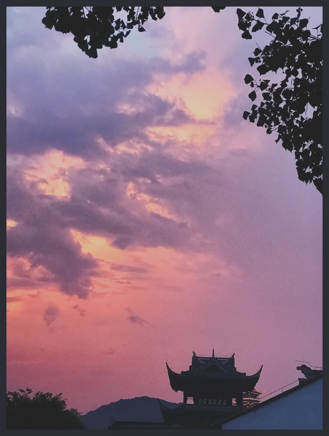 南昌赣江晚霞摄影指南：捕捉最美瞬间
