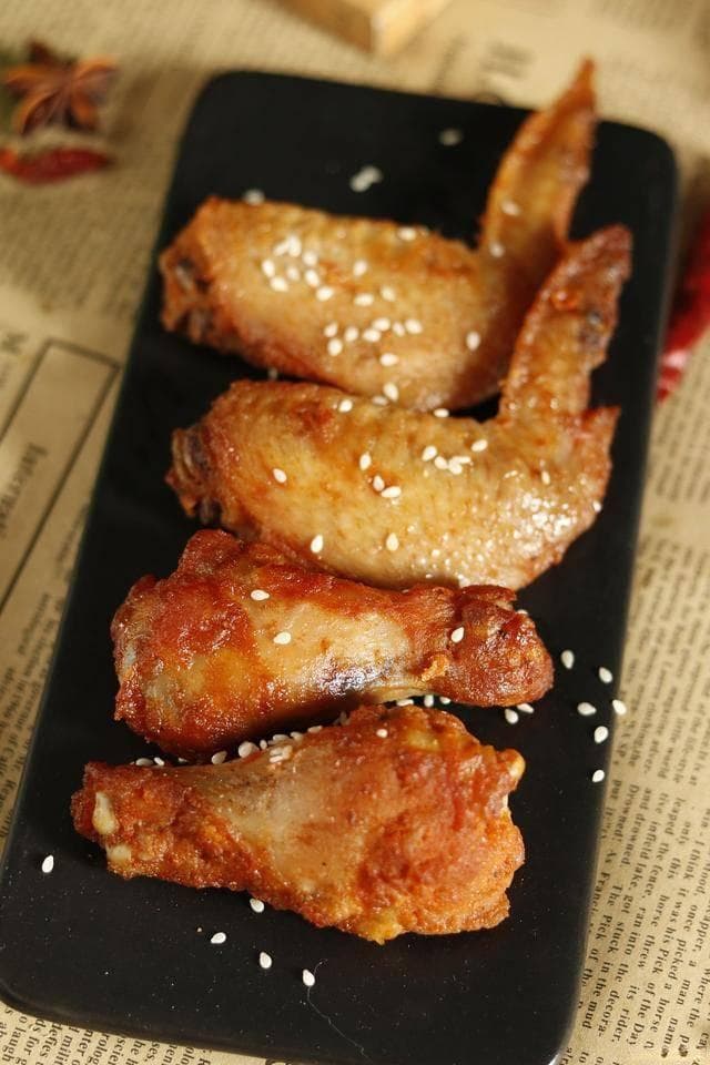 微波炉烤鸡翅：美味与健康兼得的简单食谱
