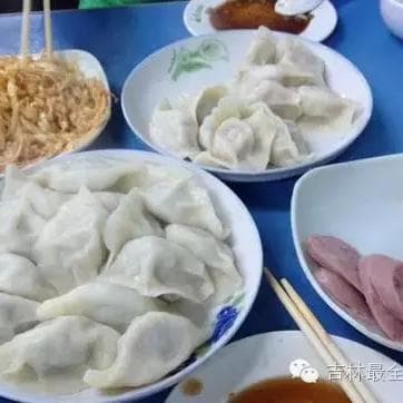 吉林美食攻略：10大必吃推荐与地道小吃地图
