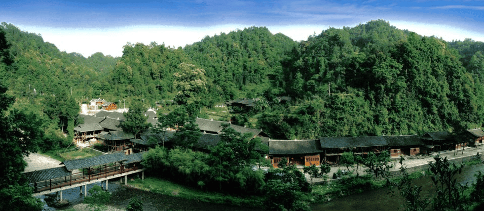 石阡佛顶山村：地球上的绿色瑰宝