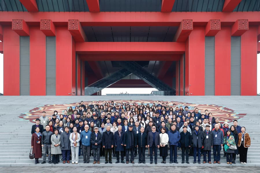 他们用笔墨构城，传统水墨如何为当代都市立传？
