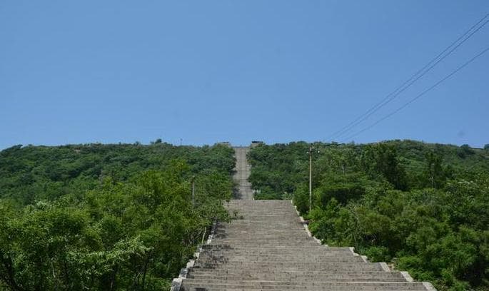 平顶山为啥叫平顶山？又为啥叫“鹰城”？