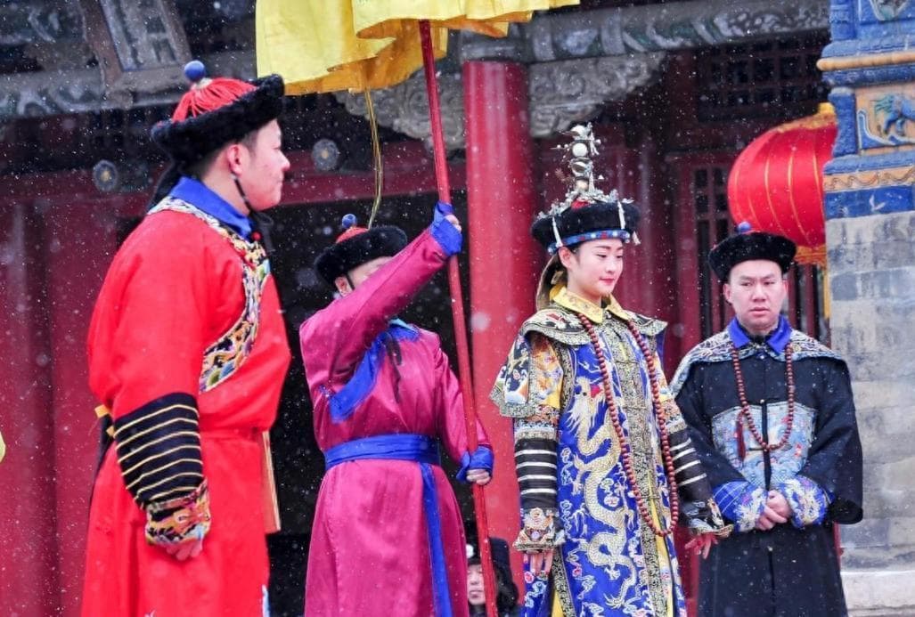 从档案看清朝礼仪：大臣面圣不呼“万岁”，太后不称“老佛爷”