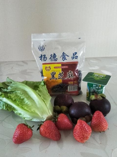 生菜山竹沙拉的做法与营养价值