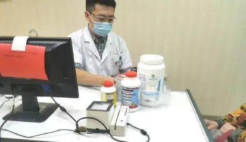 孝敬“保健品”？药师：不能替代药物