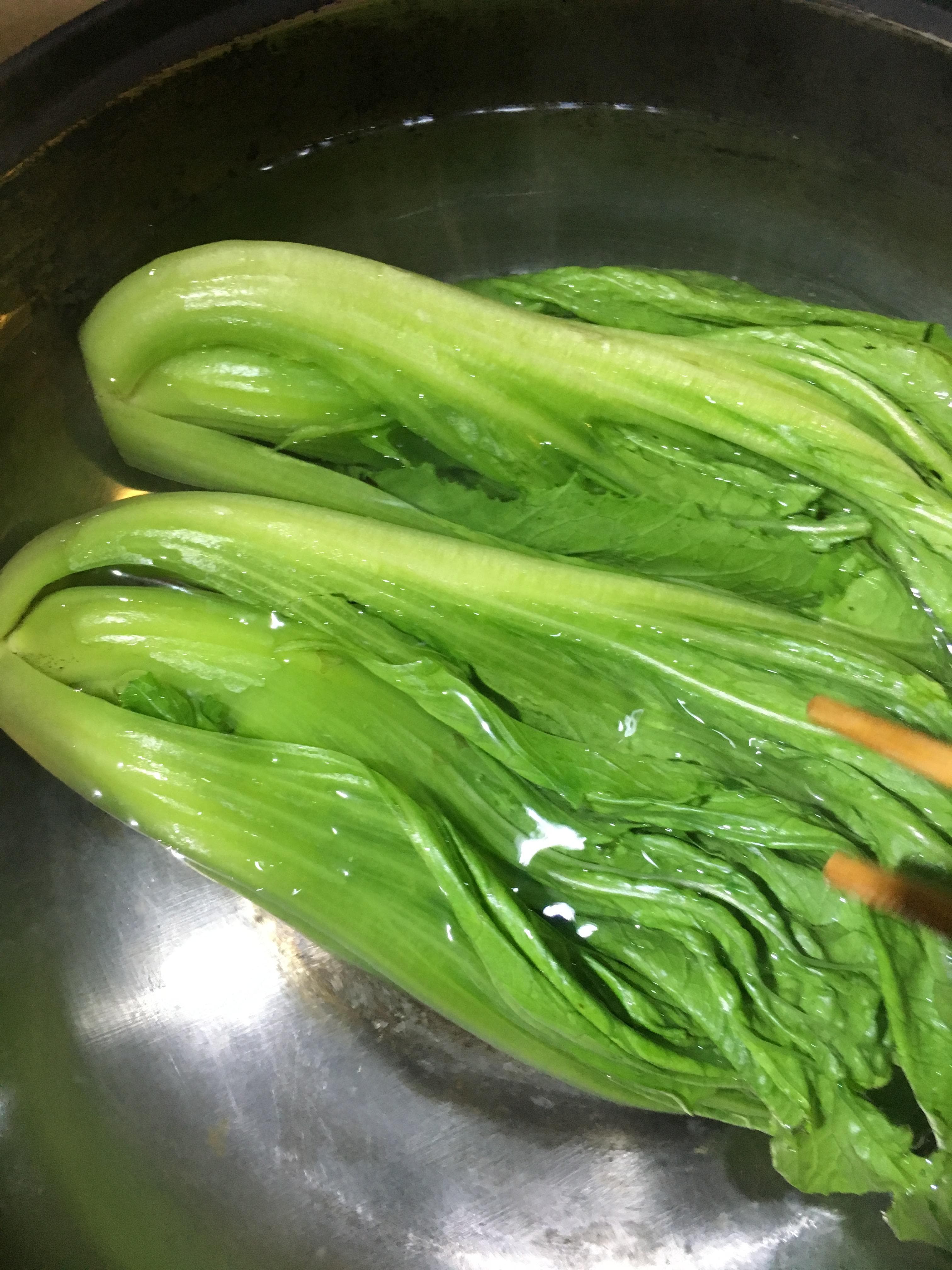 大芥菜做酸菜的做法（祖传古法腌制酸菜）