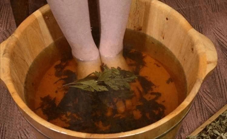 泡脚的最佳时间不是睡觉前？医生：时间不对等于白泡，要多注意！