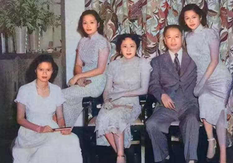 1954年，宋子文，张乐怡夫妇和三个女儿的合影，难得一见！
