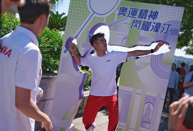 打羽毛球对身高增长的促进作用