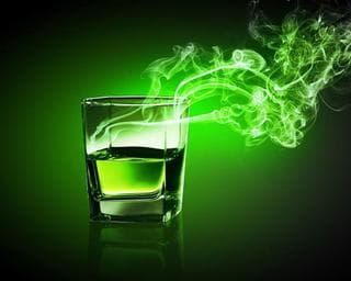 苦艾酒：一种具有独特风味和历史渊源的高酒精度酒