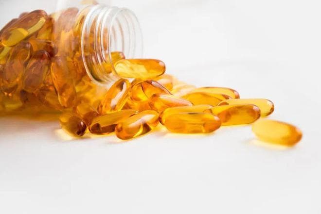 鱼油真的能降脂抗炎？5年科研证据全解析，这五类人建议补！