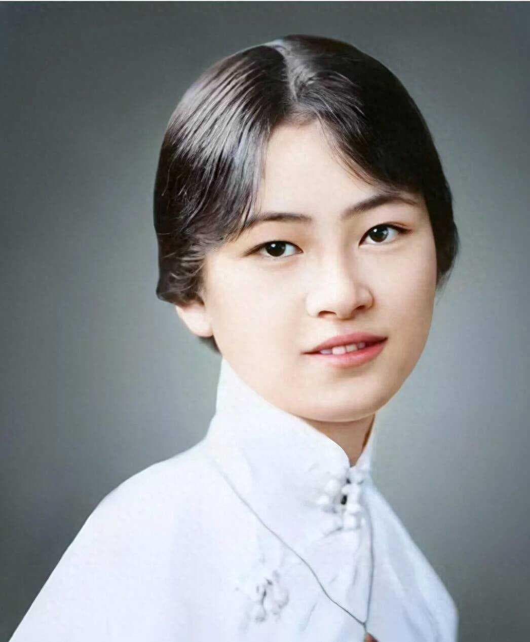 1937年，林徽因高烧病重，却意外与8位年轻帅气的飞行员结缘