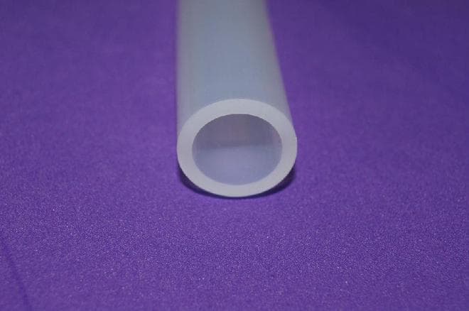 铂金硅胶管在性能和用途上有哪些优势？