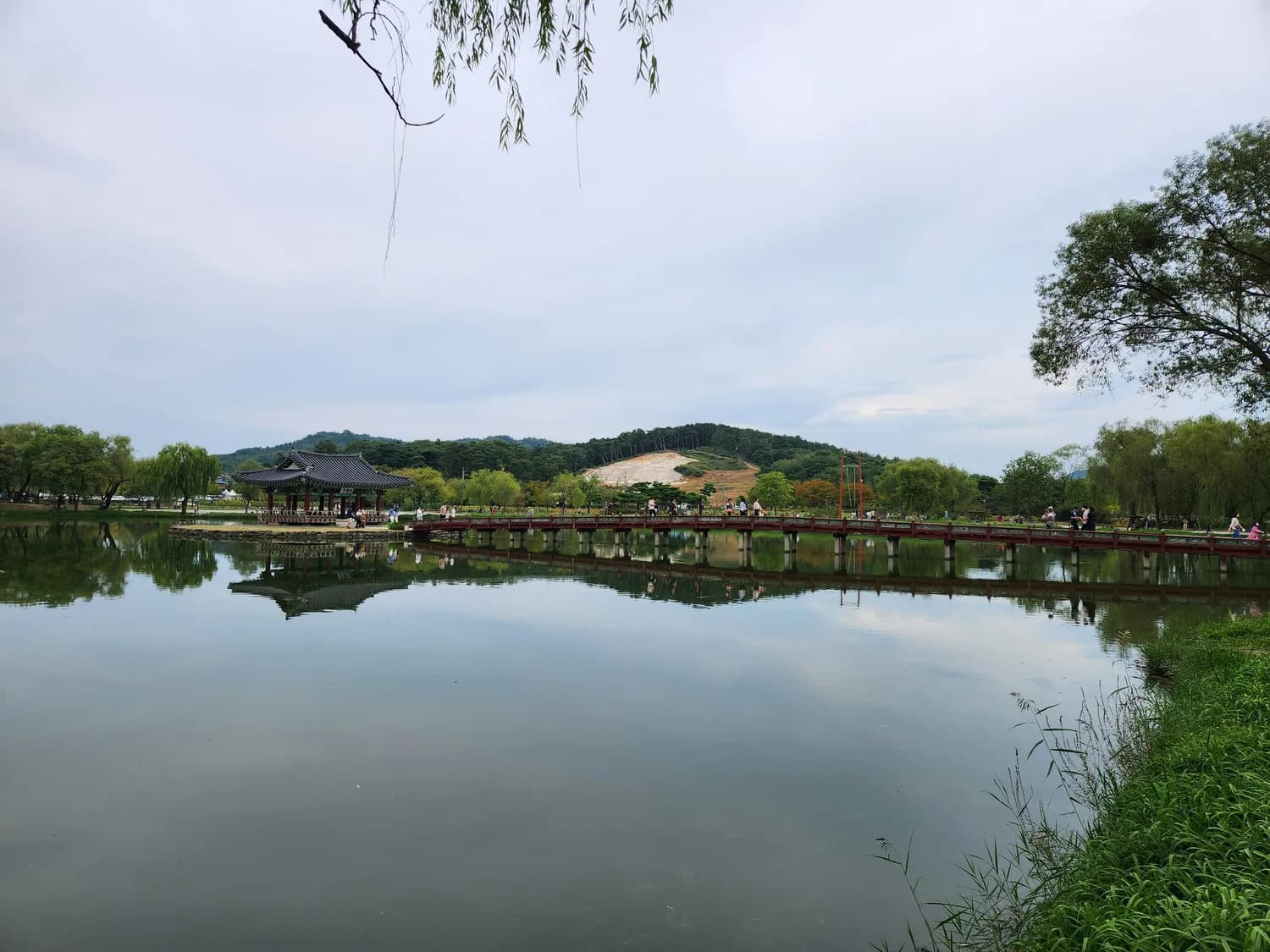 张家界土家风情园：千年文化瑰宝的传承与展现