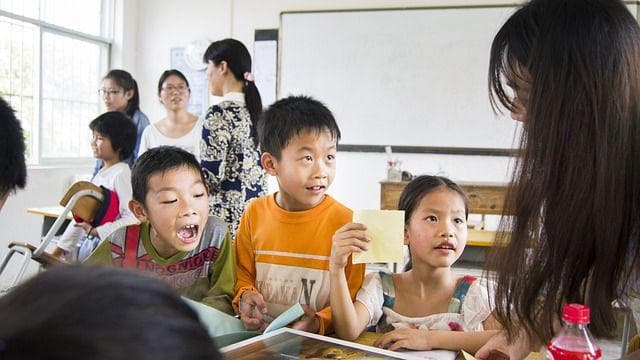 手机成瘾：孩子的心理与行为如何受影响？