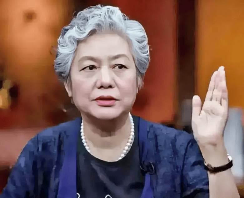 李玫瑾教授：怨恨父母就是在怨恨自己的根