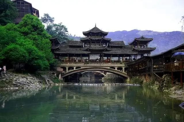 侗族民居的建筑特色——中国少数民族建筑文化