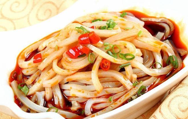 凉皮的原料是米还是面？