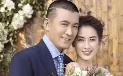 黄圣依杨子离婚：从恩爱到伤害的娱乐圈婚姻