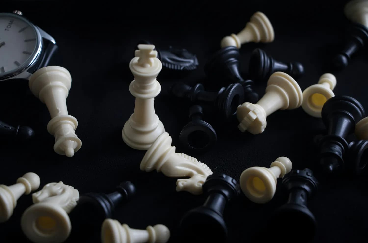 “八观六验”识人术：古代智慧在现代企业管理中的应用