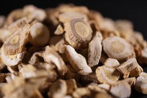 十大降火药排行榜：板蓝根上榜，第七种是常见野菜