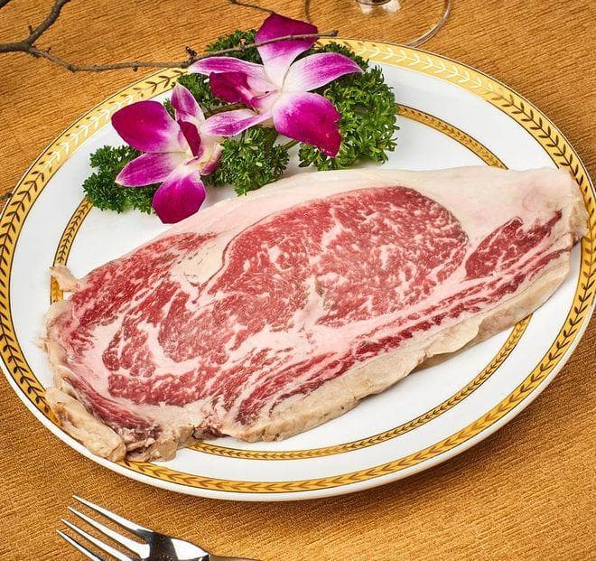 自己煎牛排要买哪个部位的肉？