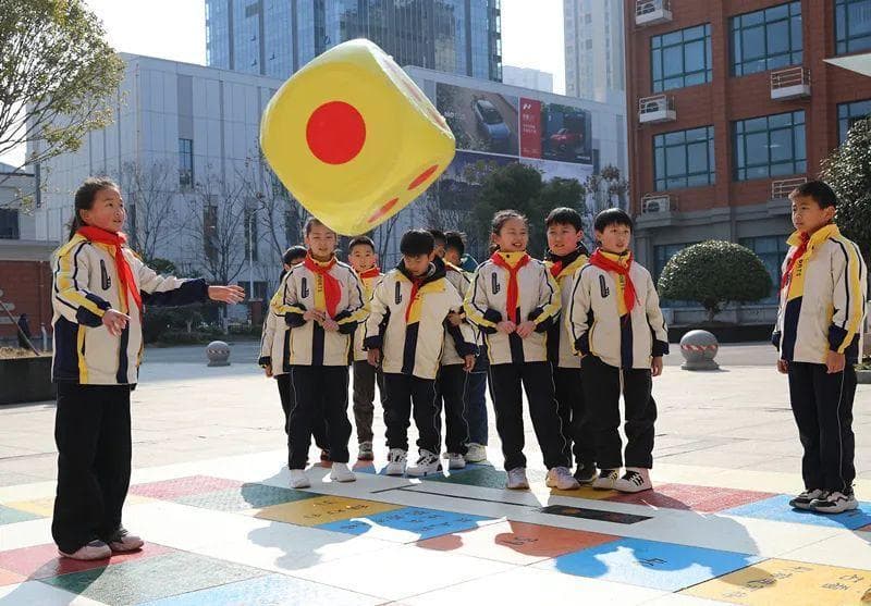 课间15分钟“加长版”来了！孩子们都在玩什么？