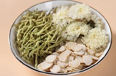 菊花金银花西洋参泡水喝的作用 菊花金银花西洋参的3大功效