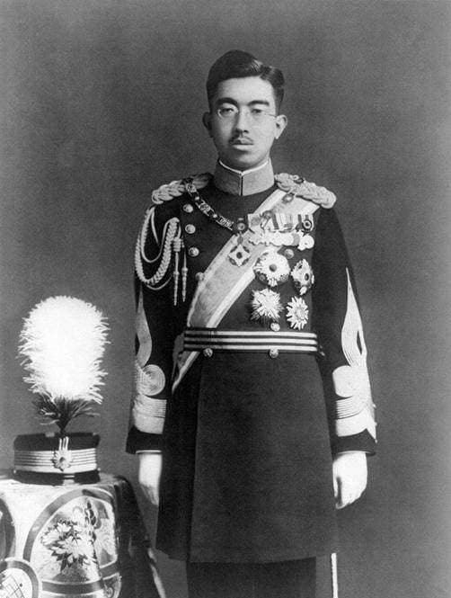 揭秘二战天皇裕仁的4大著名谎言，真相震惊世界！