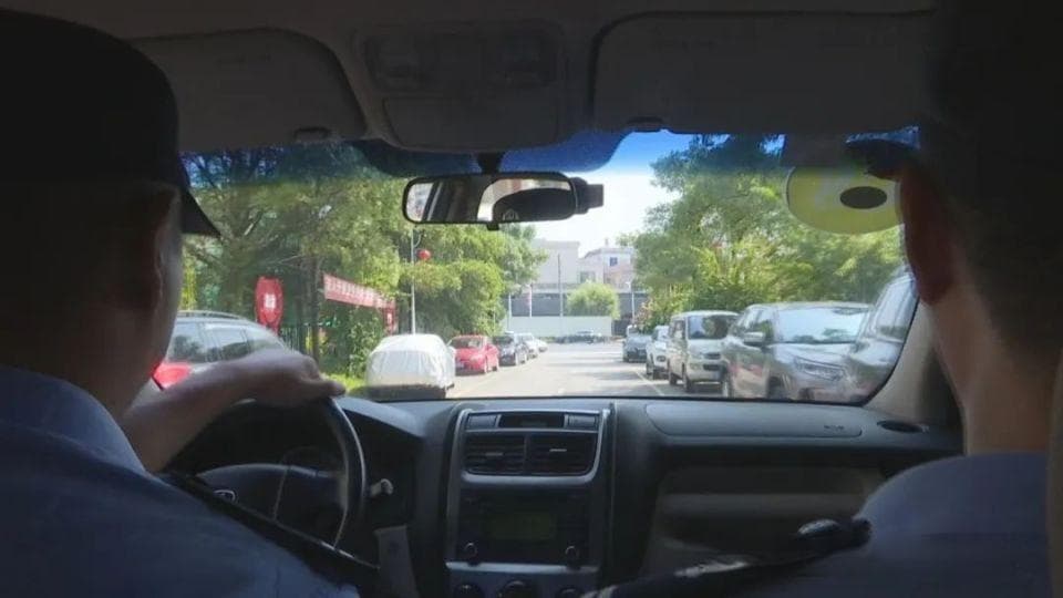 急！4岁女童在竹林走失，警民连夜搜救终获救