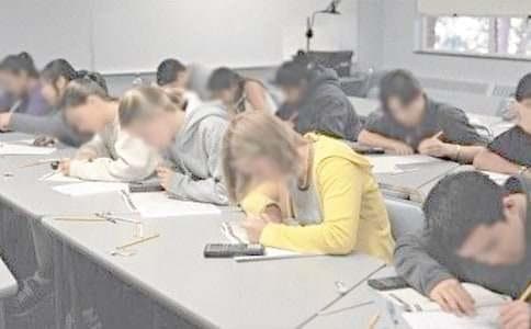 高职生不良考试心理成因分析