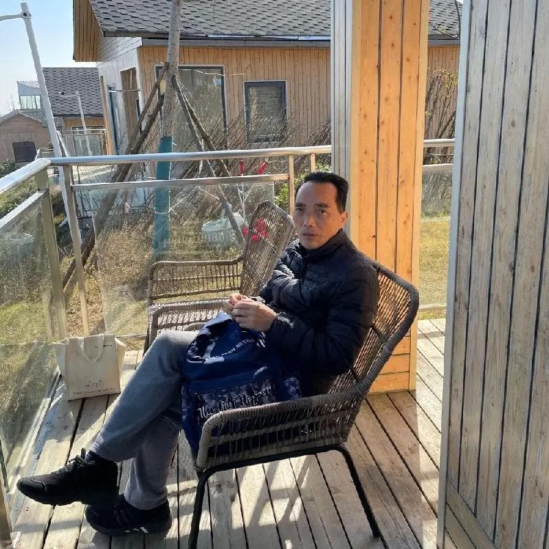 如何把身份证正反面复印在同一张纸上