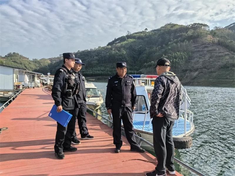 贵州万峰湖获评省级美丽河湖，生态改善带动旅游发展