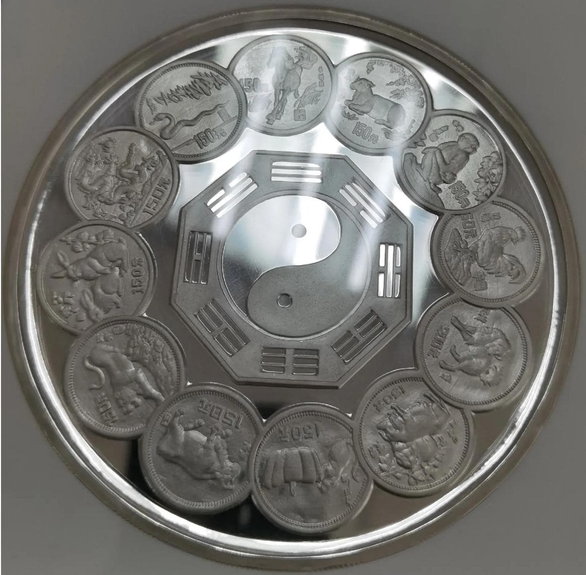 1992年生肖十二周年公斤银币：价值22万的收藏瑰宝