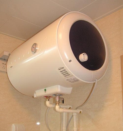 热水器插电后为何会响（热水器的噪音问题及解决方法）