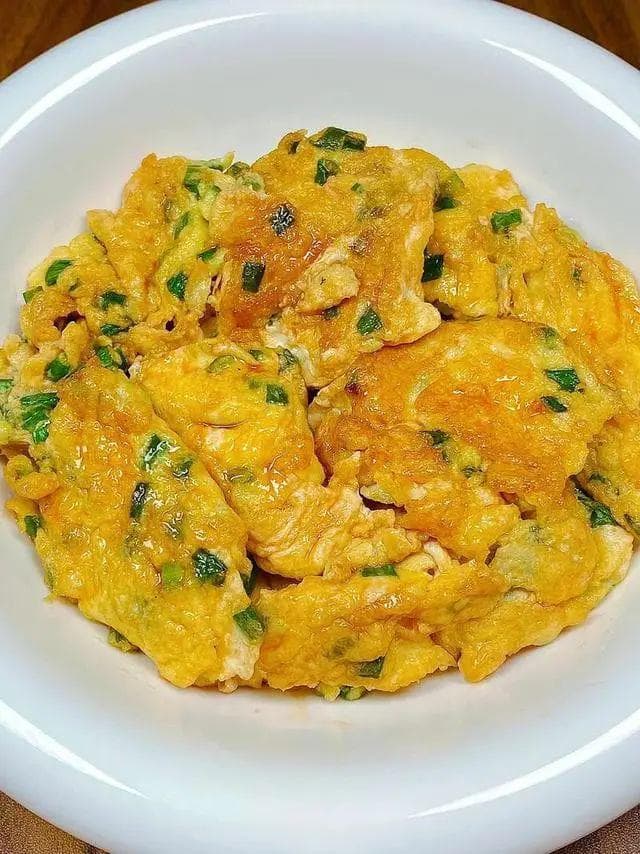 什么炒鸡蛋最好吃？食材、技巧、调味品全面比拼！